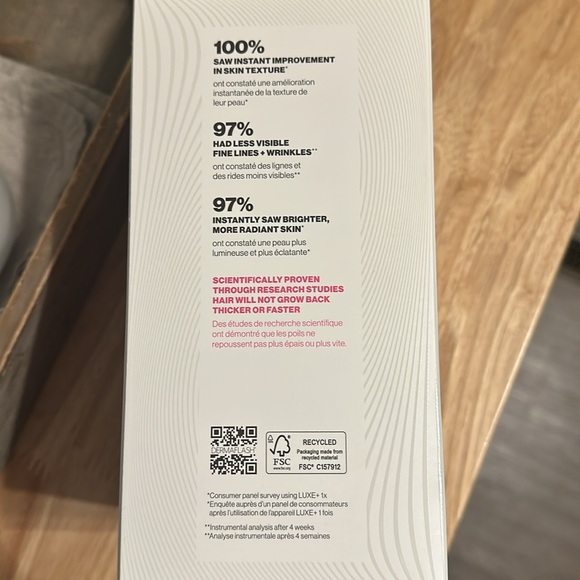 DERMAFLASH LUXE+ LIKE NEW!! - Picture 6 of 8